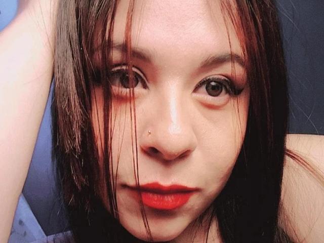 KatieWoolf - Live sexe cam - 10604603