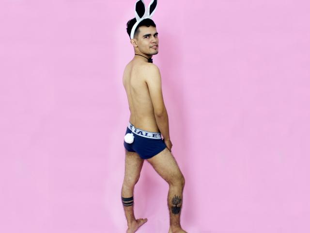 LoganSamuels - Live sex cam - 10609711