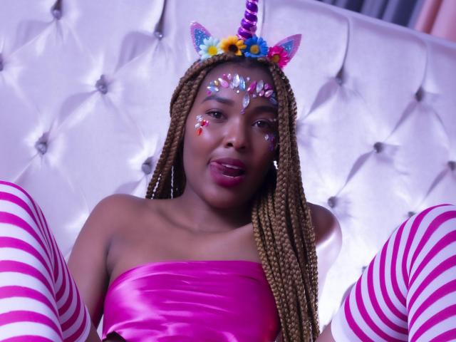 CiaraJackson - Live Sex Cam - 10619751