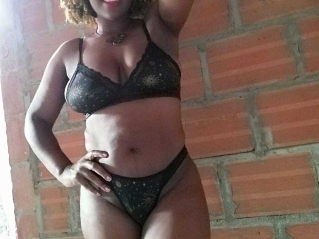 AilynnSmithh - Live porn &amp; sex cam - 10642699