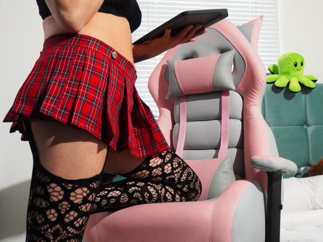 ZoieDerek - Sexe cam en vivo - 10643427