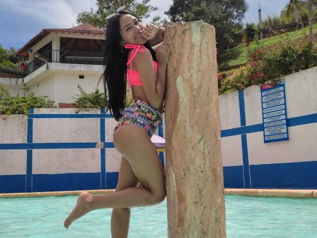 KemberlyFox - Live porn &amp; sex cam - 10647739