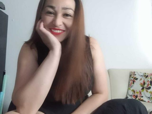 LuciaGomez - Live sexe cam - 10654171