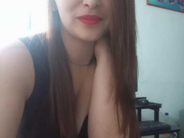 LuciaGomez - Live sexe cam - 10654183