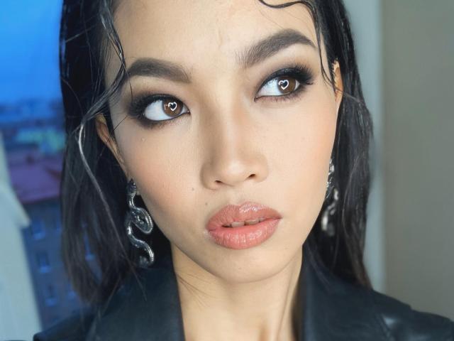 ErikaUniverse - Camera khiêu dâm &amp; quyến rũ trực tiếp - 10660963