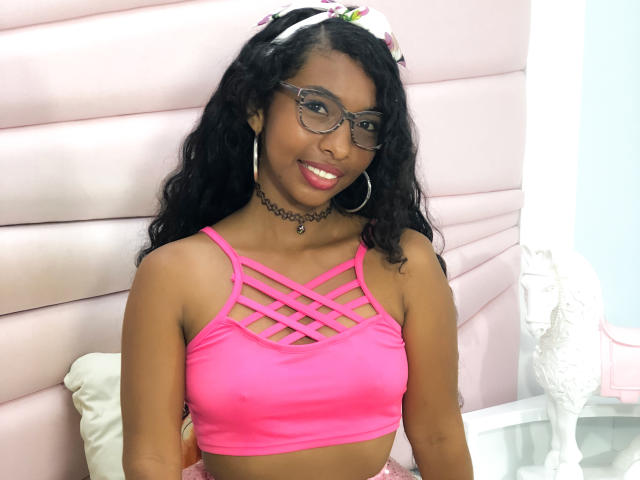 KairaJames - Live sexe cam - 10672591