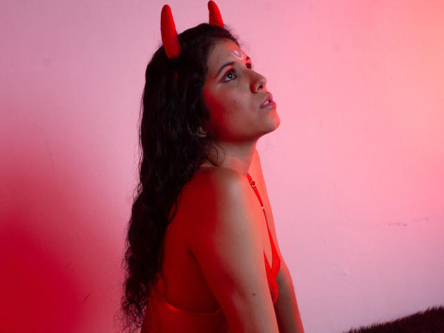 ErikaHill - Live sex cam - 10684787