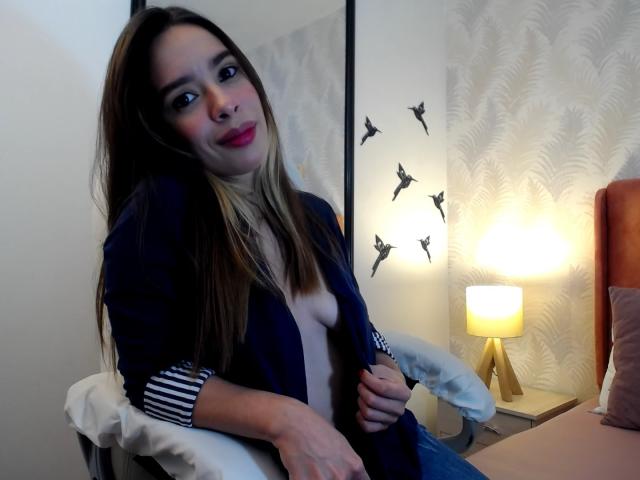 ValentinaSwift - Sexe cam en vivo - 10706403