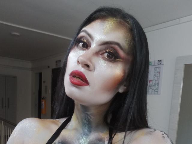 KylieAllen - Live Sex Cam - 10713879