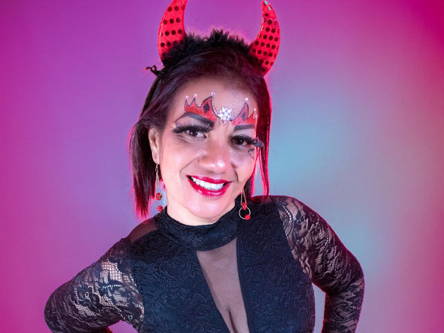 SamiraStone - Sexe cam en vivo - 10715031