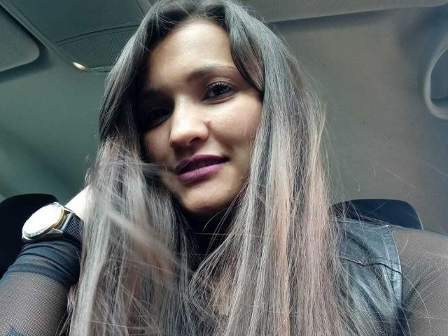 HotLatinaFlower - Sexe cam en vivo - 10722455
