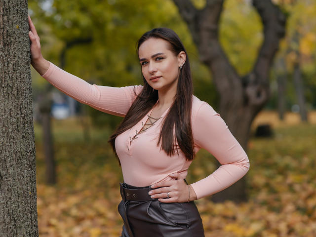 VanileGil - Live sex cam - 10740219