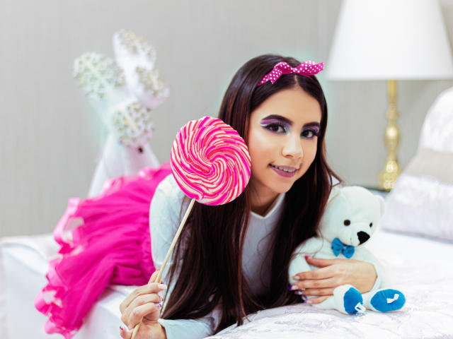 ArianaSimons - Sexe cam en vivo - 10741399