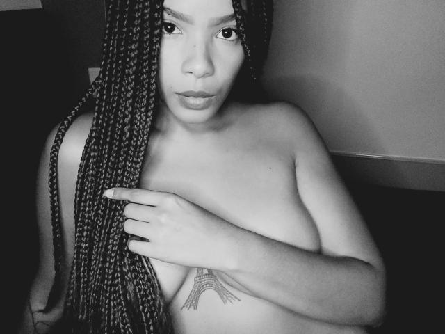 EvaCurlyX - Sexe cam en vivo - 10741571