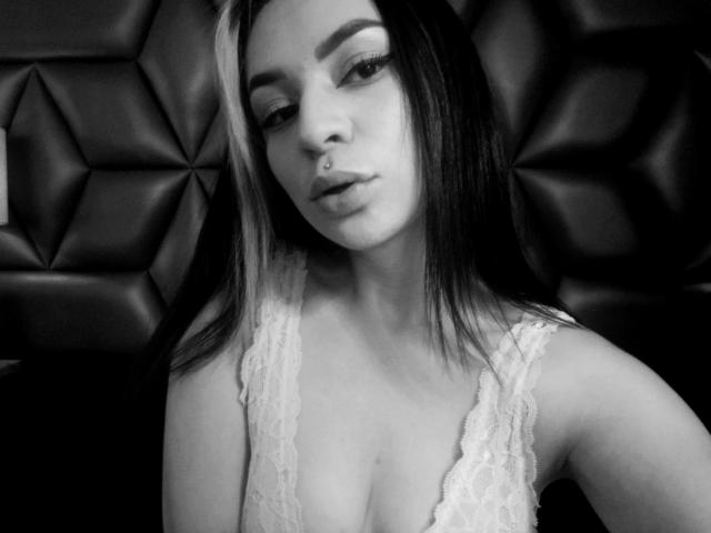 ZoeThompson - Élő pornó és szexkamera - 10743191