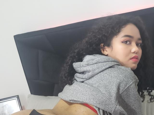 VanesaBukr - Live porn &amp; sex cam - 10744327