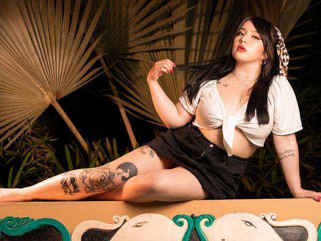 EmelyRose - Camera khiêu dâm &amp; quyến rũ trực tiếp - 10747723