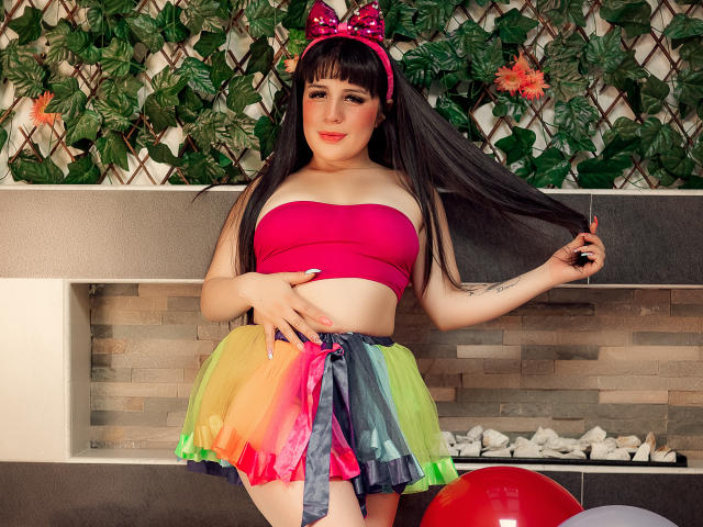 MiaBlom - Live Sex Cam - 10760719