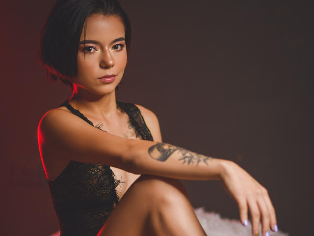 CharlotEga - Sexe cam en vivo - 10764071