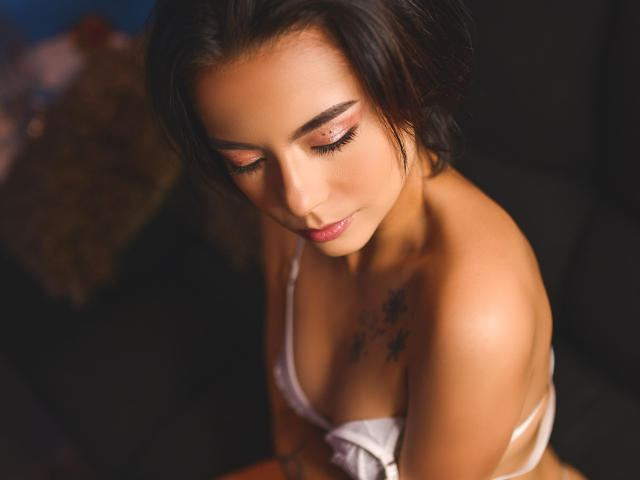 CharlotEga - Live sexe cam - 10764123