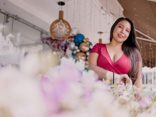 ColeteAlbert - Live porn &amp; sex cam - 10778307