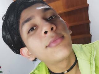 ReyWez - Live porn &amp; sex cam - 10794343