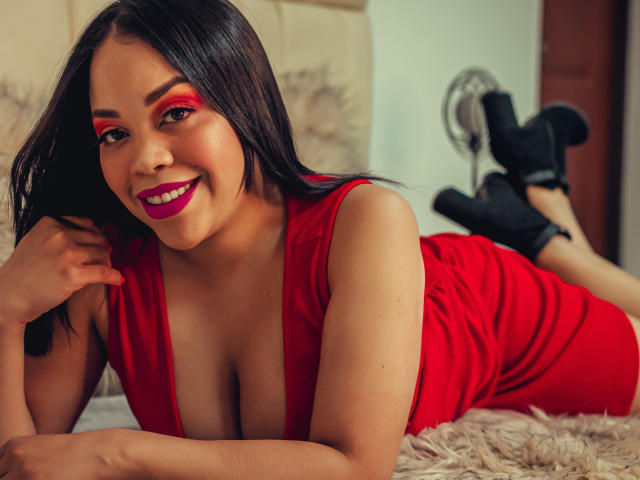 ChloeBlom - Sexe cam en vivo - 10813019
