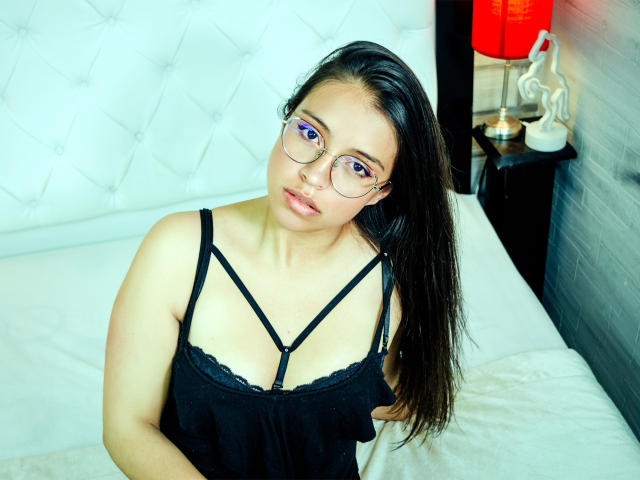 AlanaCopers - Live porn &amp; sex cam - 10831915