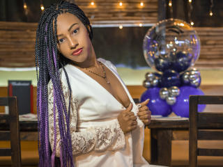 AliceFontana - Live sex cam - 10833027