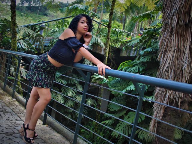 CamiHornny - Live Sex Cam - 10836543