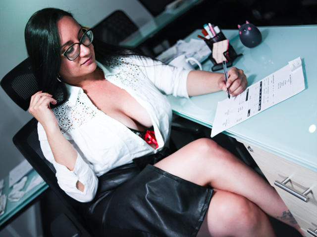 MaySaenzz - Live sex cam - 10840599