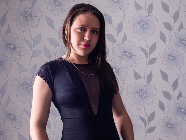 SaraThomison - Sexe cam en vivo - 10845191