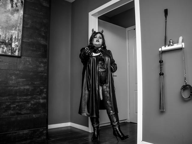 KaryQueen - Live porn &amp; sex cam - 10858939