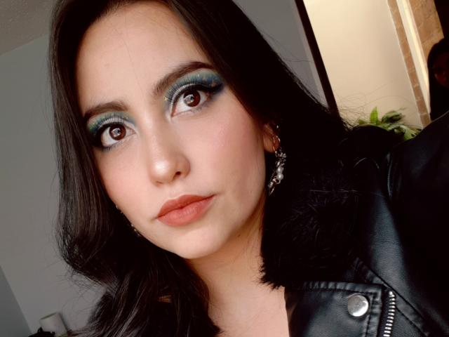 LindaFerrari - Live porn &amp; sex cam - 10880755