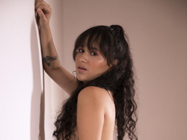 EllaColins - Live porn &amp; sex cam - 10885495