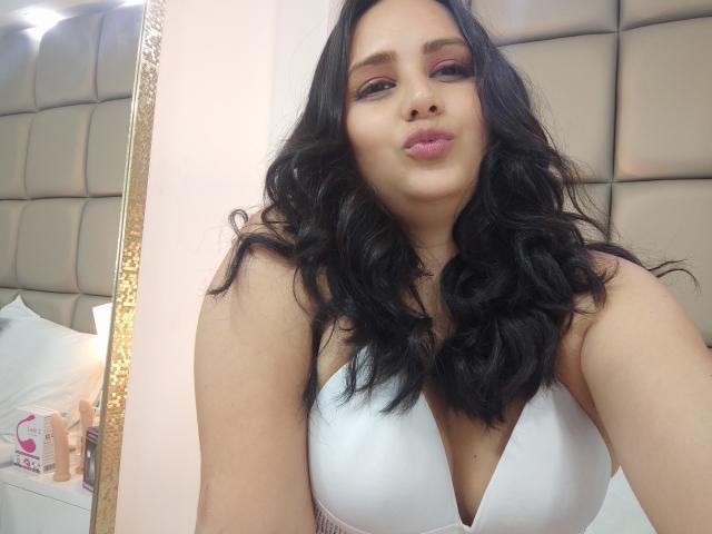 KendalReus - Live porn &amp; sex cam - 10905063