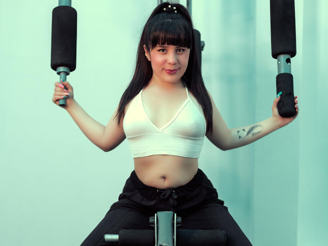 MiaBlom - Live Sex Cam - 10920923