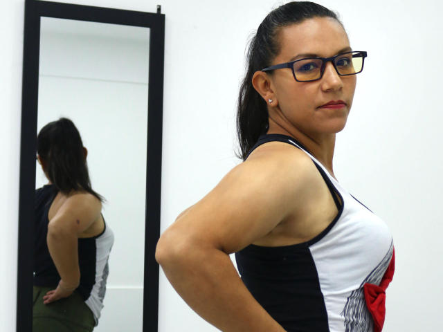 MirandaClay - Sexe cam en vivo - 10934171