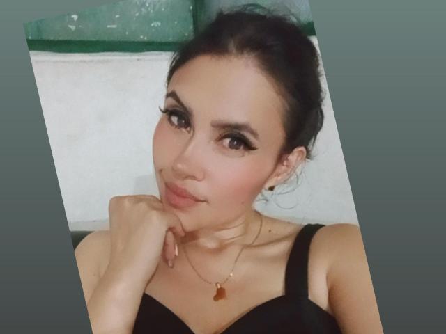 KylieAllen - Sexe cam en vivo - 10941911