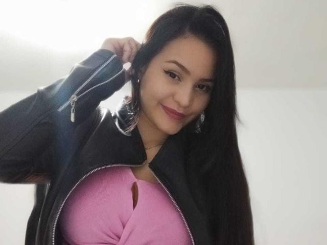 PrettyAdelinee - Sexe cam en vivo - 10942627