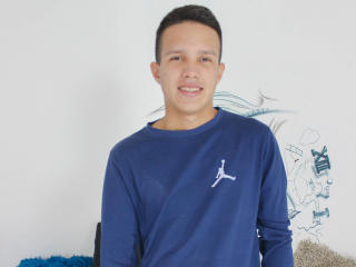 MikeAdrianoXX - Live sex cam - 10960975