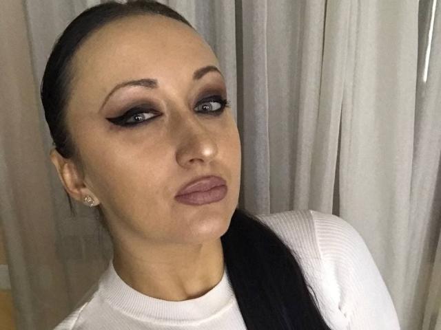 AmalyaKale - Sexe cam en vivo - 10967535