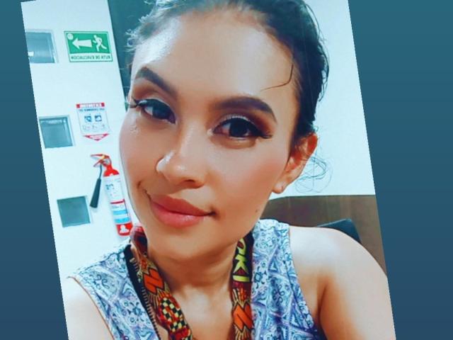 KylieAllen - Live porn &amp; sex cam - 10985527