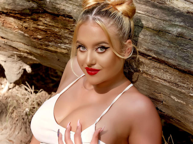 CharlizeDawn - Sexe cam en vivo - 10999751