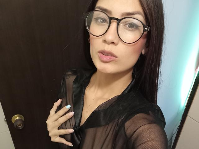 WitneyStoica - Live sexe cam - 11005551