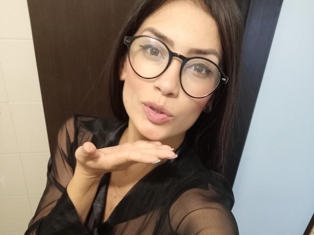 WitneyStoica - Live sexe cam - 11005555