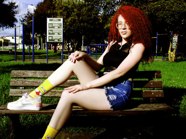 AmyRedminson - Live sex cam - 11006743