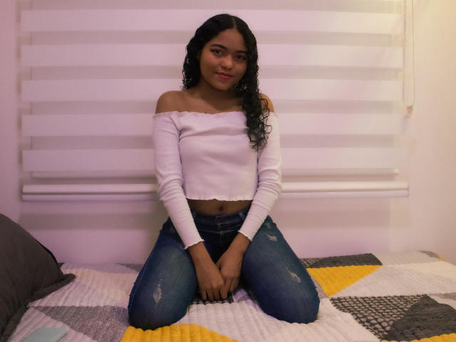 VanesaBukr - Camera khiêu dâm &amp; quyến rũ trực tiếp - 11008815