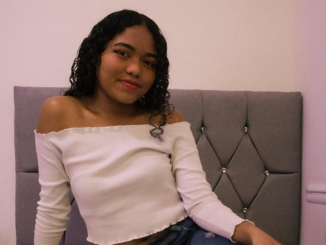 VanesaBukr - Camera khiêu dâm &amp; quyến rũ trực tiếp - 11008843