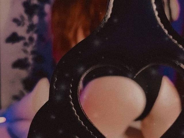 ElsaRedwood - Sexe cam en vivo - 11019679